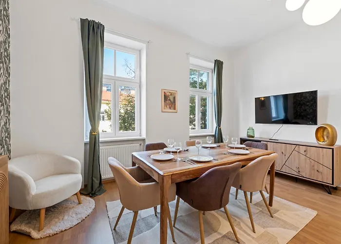 Schoenbrunn Is Calling - By 4ty3 *